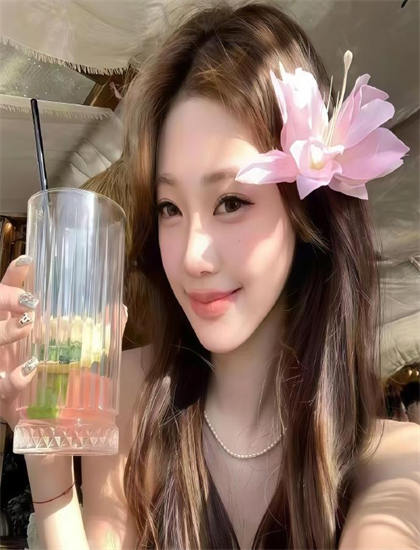 深度探索：快穿女主狐七七系列的艺术魅力与文化价值——一次全面的艺术分析